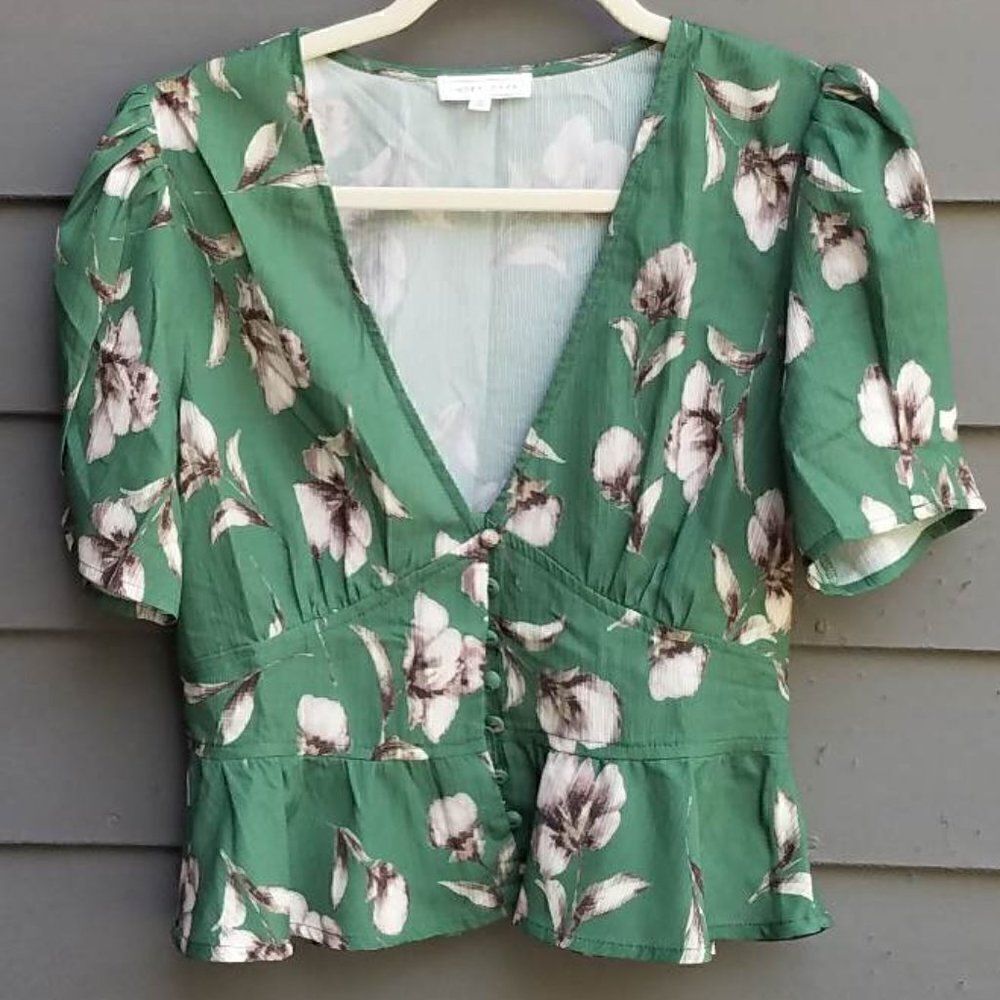 Emory Park Green Floral V Neck Crop Top with Puff Sleeves size Medium
